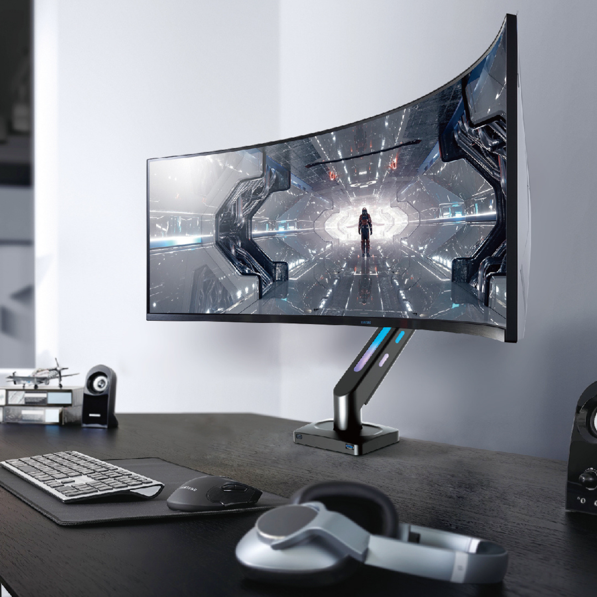 A-PEQ 1401 Monitorarm für 1 Monitor. Schreibtisch-Aufsatz. Gasfeder gesteuert. 3 bis 20 kg